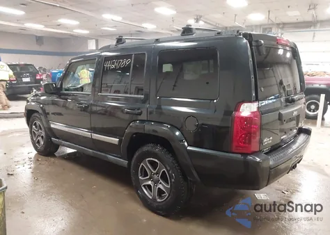 2006 Jeep Commander Limited z USA, uszkodzony, nr VIN 1J8HG58226C302455